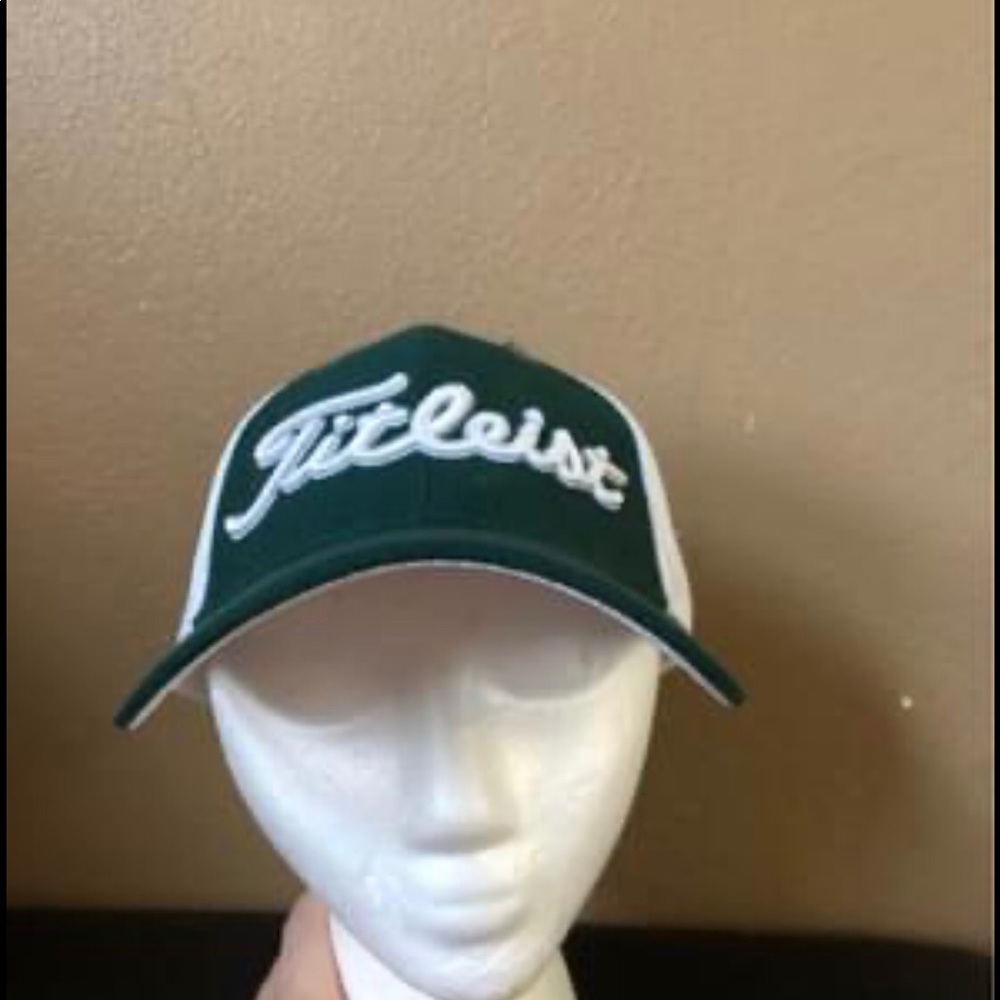 Adult M/L Titleist hat